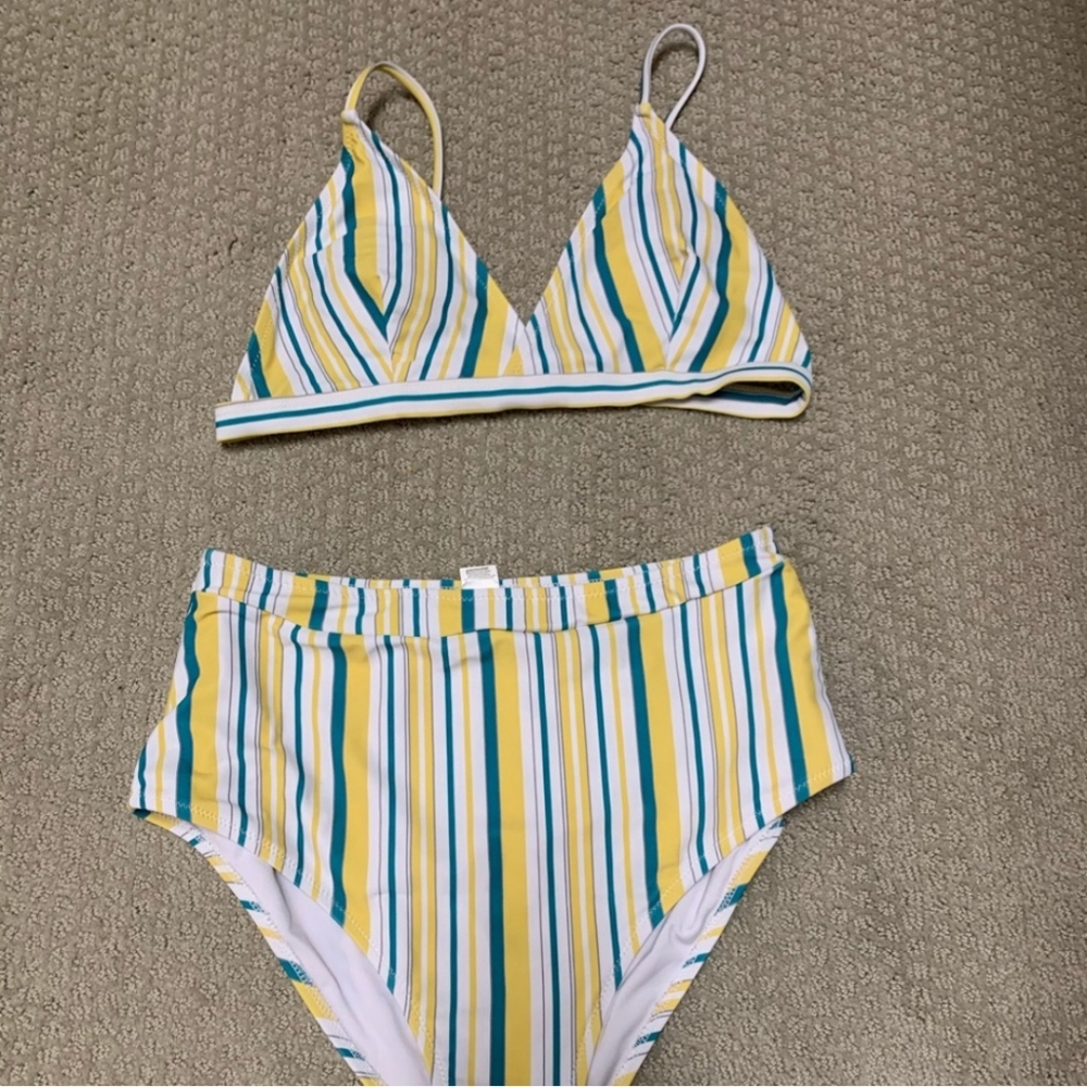 Cupshe ☆ High Waisted Stripe Bikini